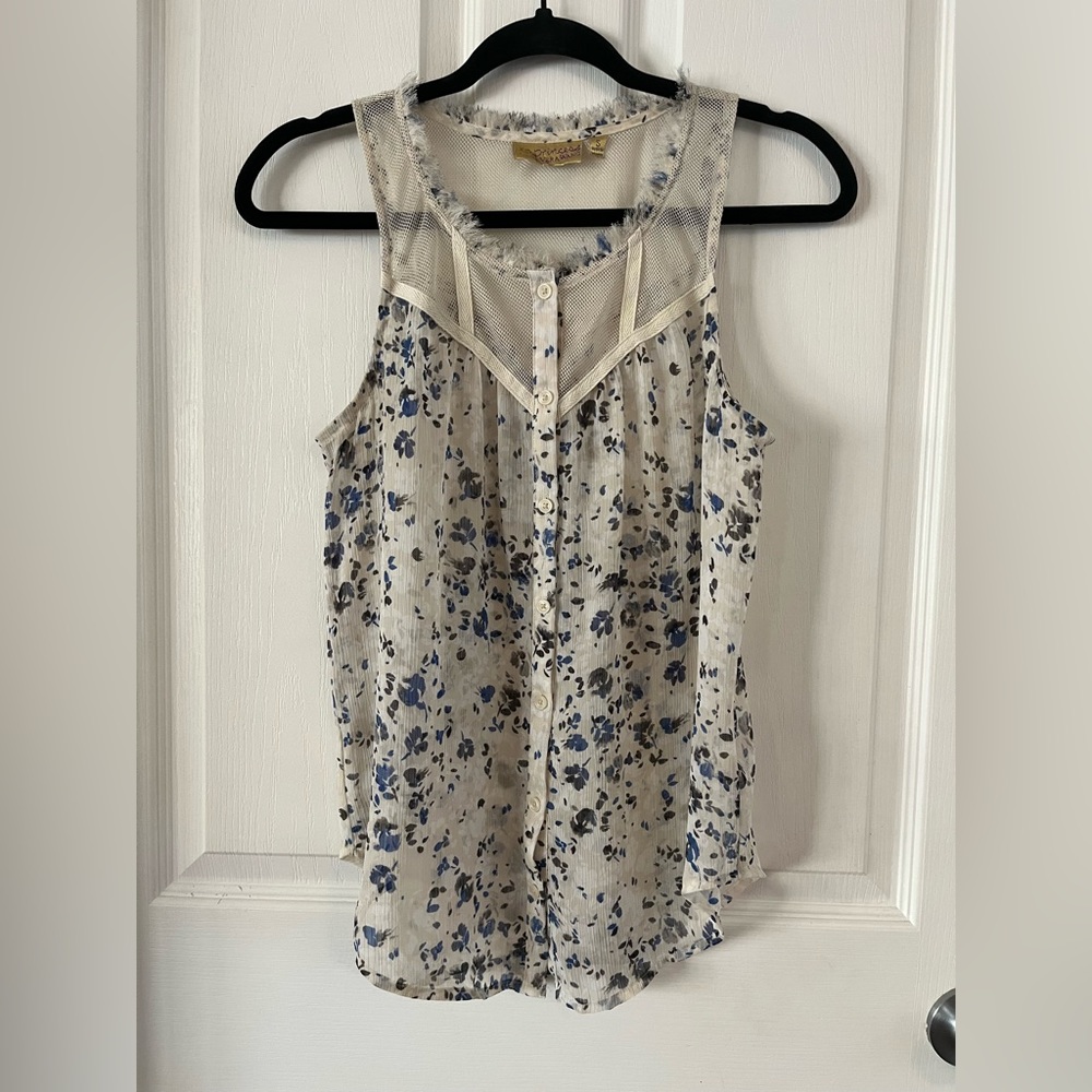 Princess Vera Wang Sheer Button-Front Sleeveless Top Small Cream & Blue Floral - Picture 2 of 13